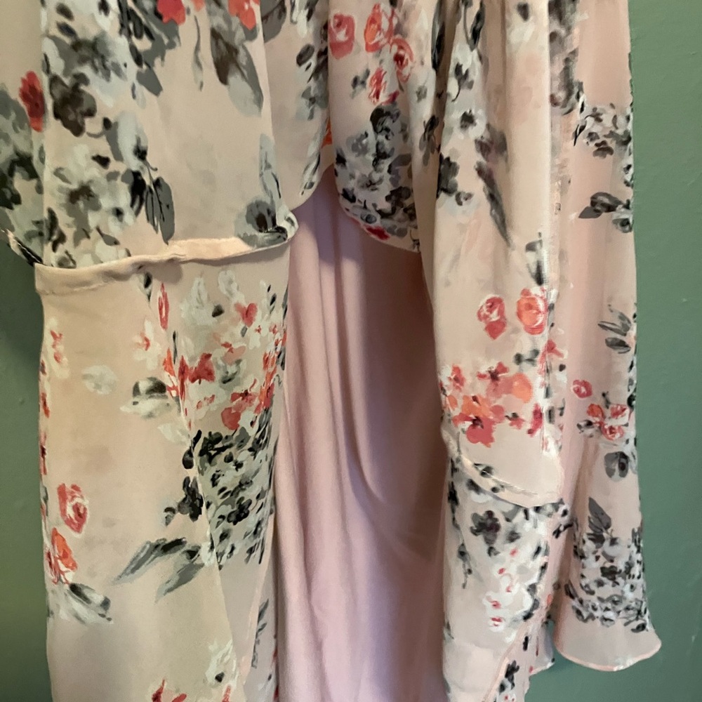 Spring Floral Keyhole Dress - Picture 8 of 11
